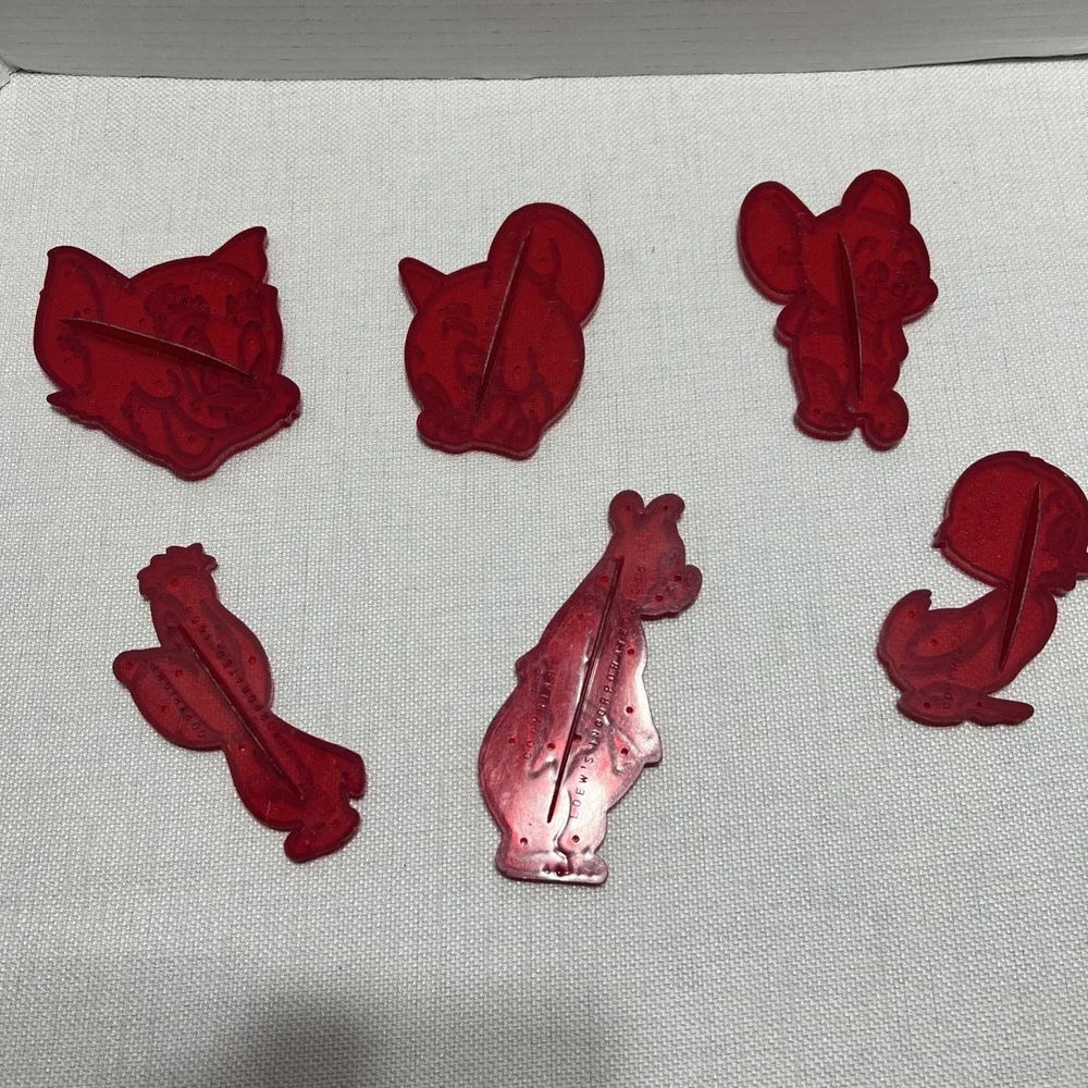 Vintage 1956 Loew's Looney Tunes Cookie Cutters Lot Of 6 Red Tom & Jerry